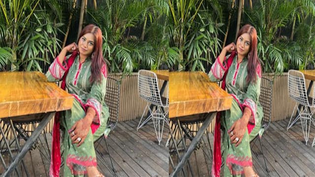 Mallu Girl Sumaiya Blowjob And Threesome Fuck