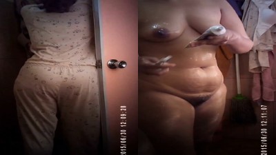 Sexy Housewife Takes A Quick Shower Naked