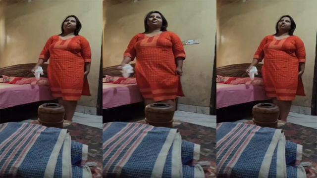 Desi Tamil Big Ass Aunty Affair Sex Leaked MMS