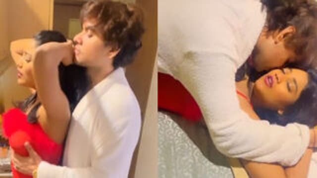 Delhi College Girl Having Fun With Lover